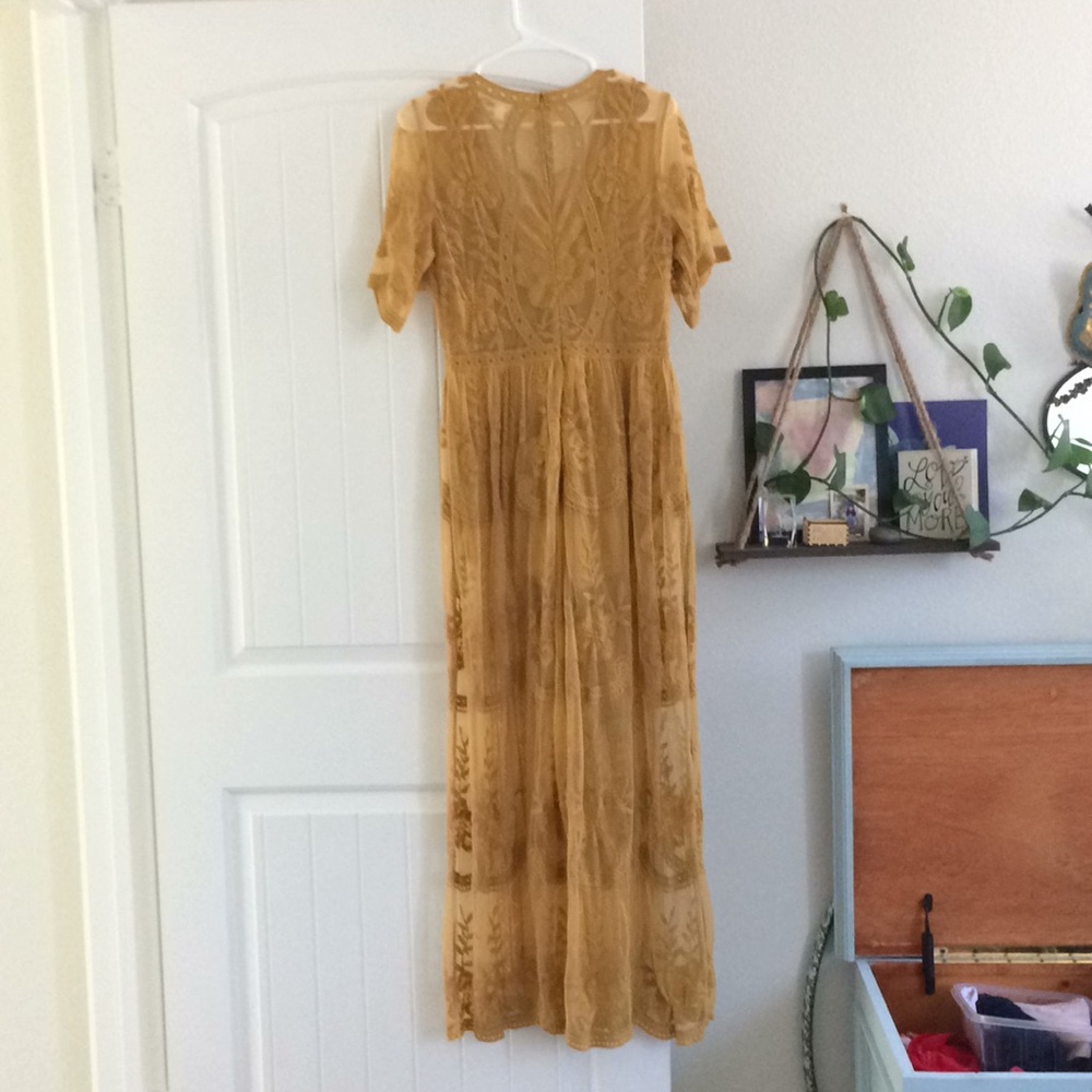 Dress - Picture 7 of 8